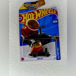 New Hot Wheels BOOM CART